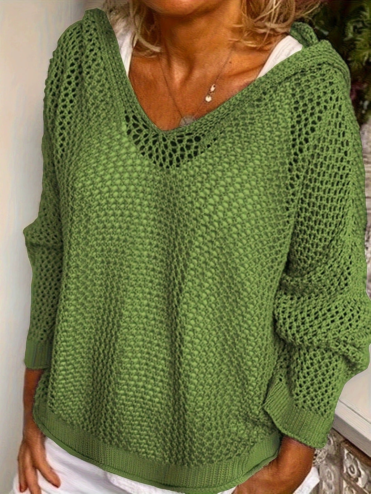 Loose-Fit Open Knit Sweater in Green