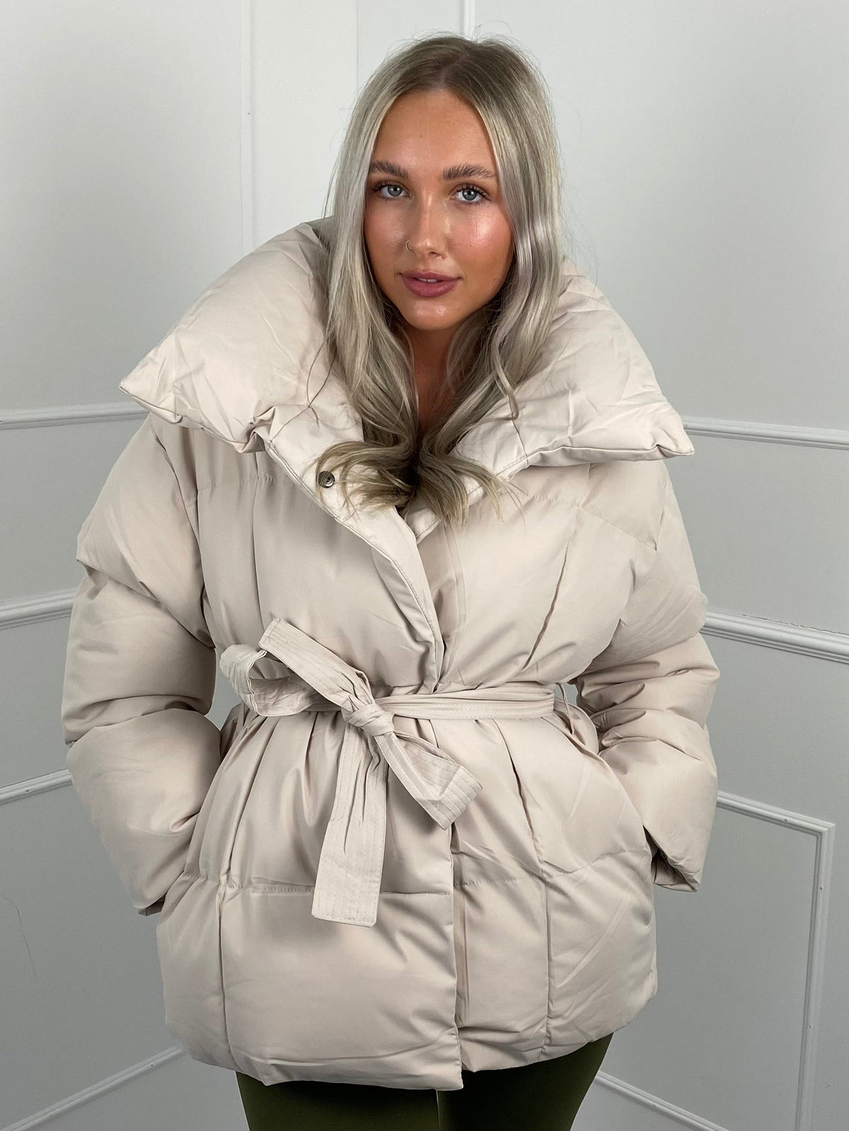 Short Quilted Winter Jacket with Fitted Waist, view 10