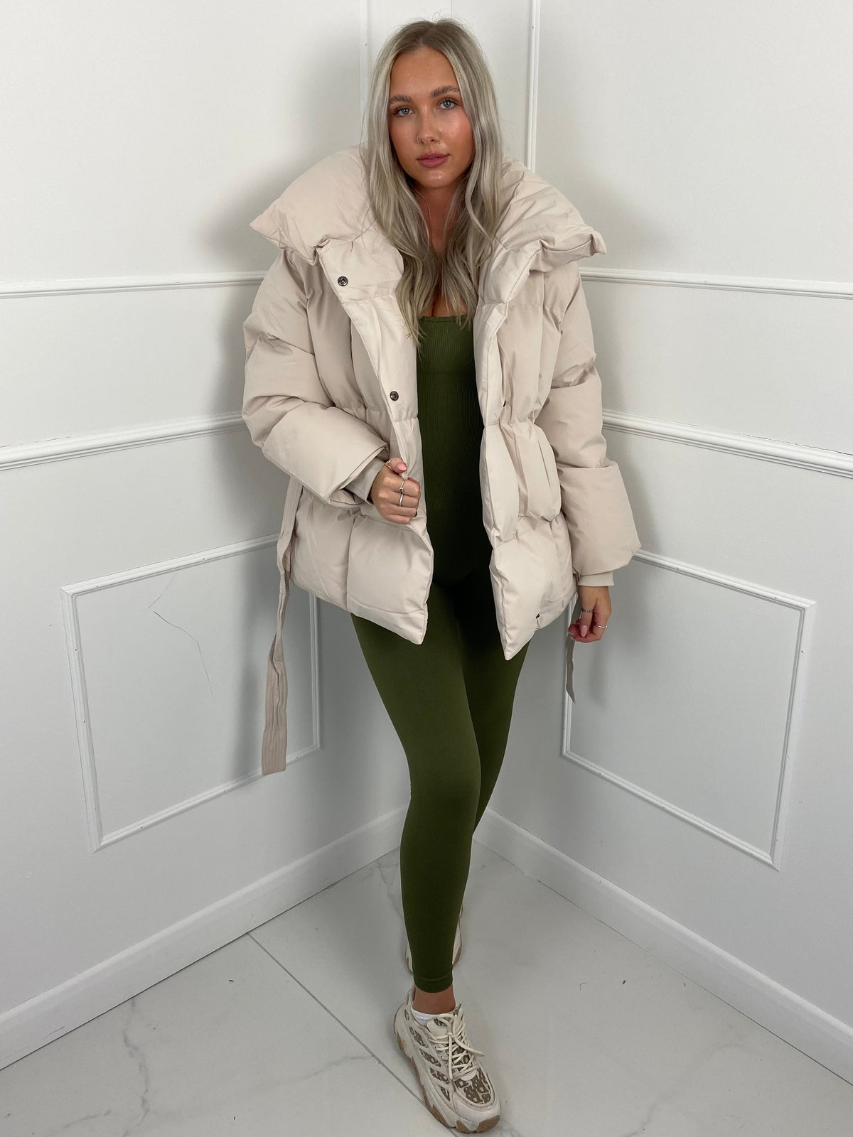 Short Quilted Winter Jacket with Fitted Waist, view 11