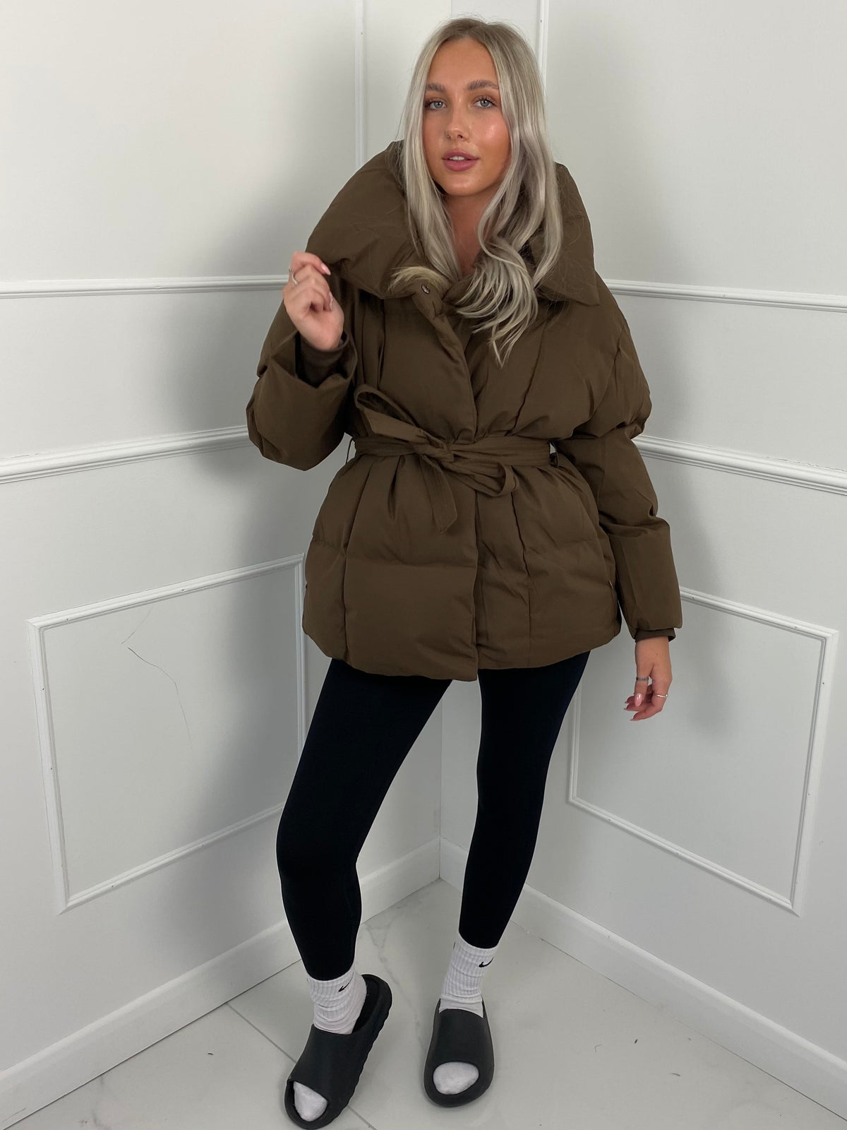 Short Quilted Winter Jacket with Fitted Waist, view 5