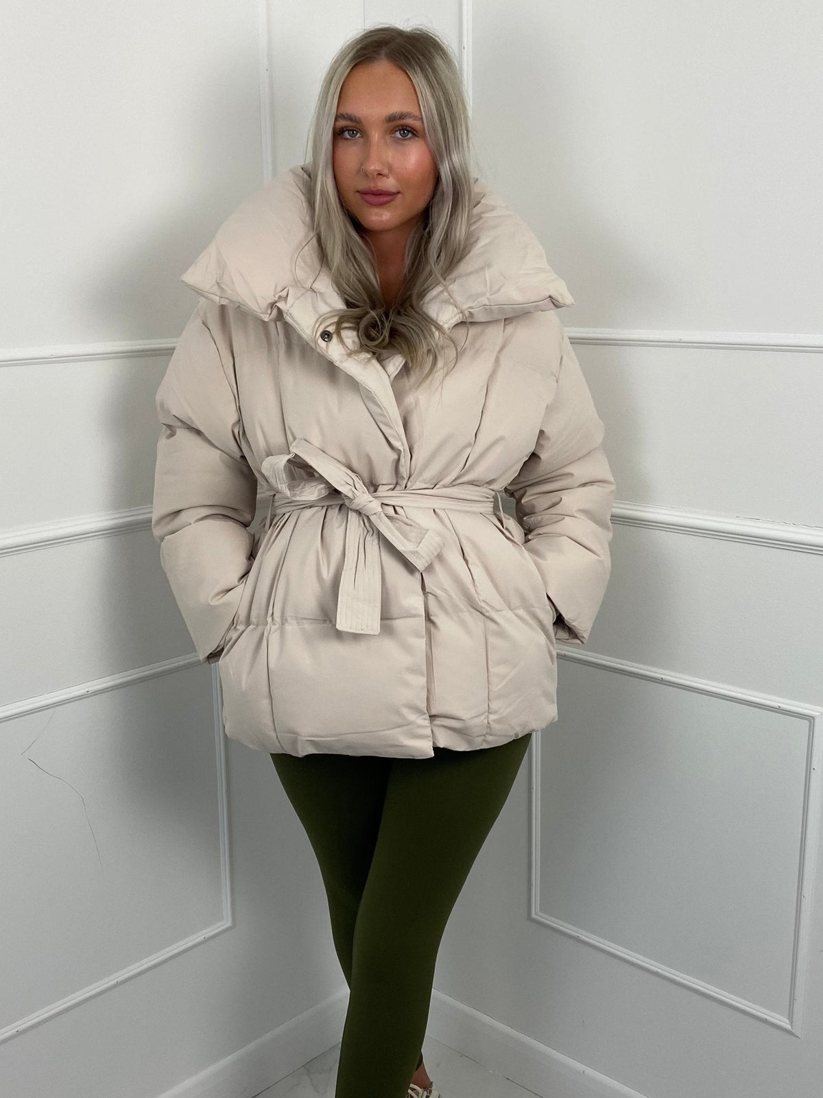 Short Quilted Winter Jacket with Fitted Waist, view 9