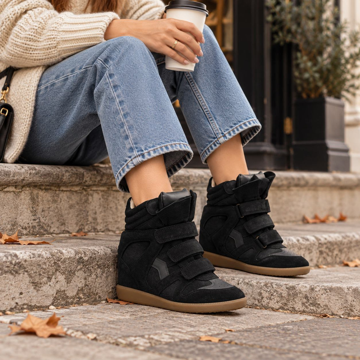 Women's hidden wedge high-top trainers in Black