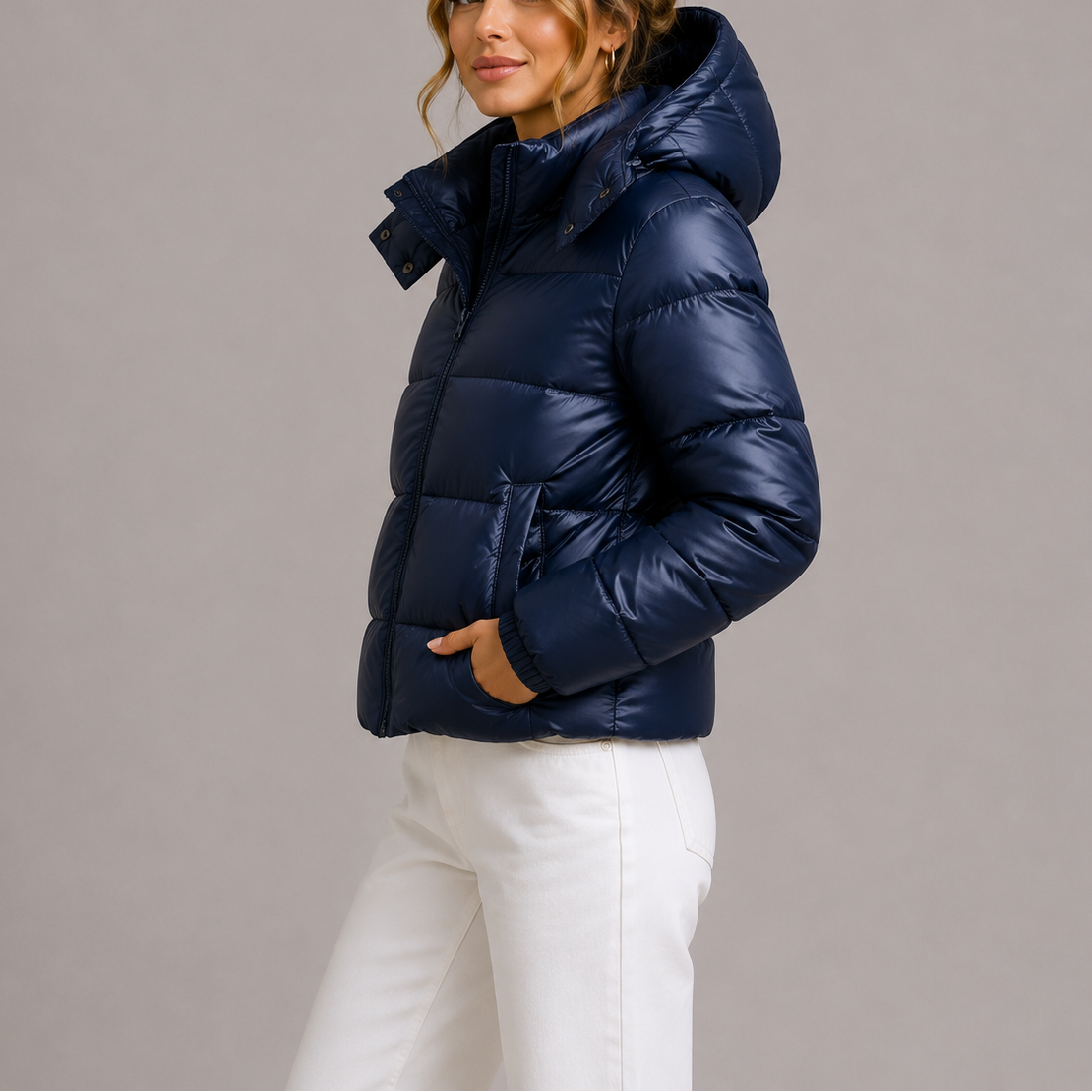 Women's hooded quilted puffer jacket